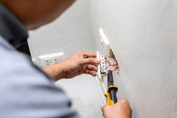 Best 24-Hour Electrician  in Sycamore, IL